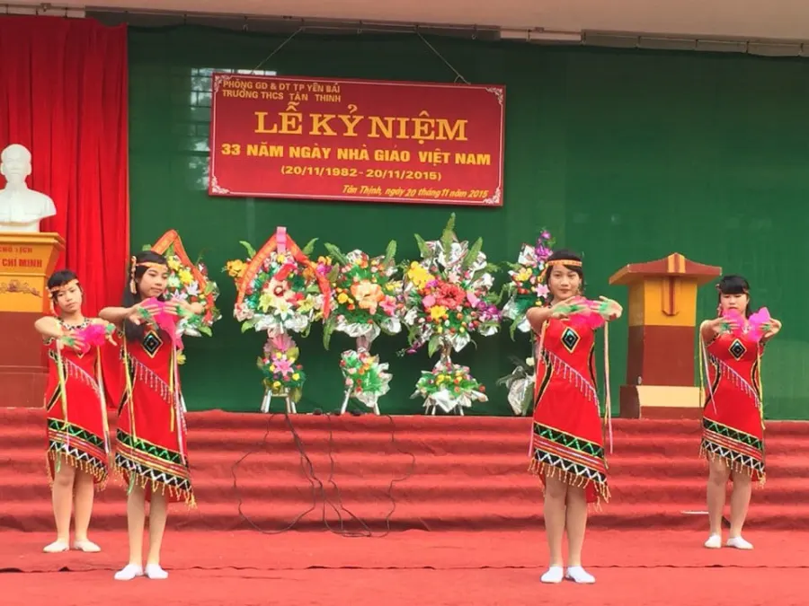 Trường Tiểu Học & THCS Tân Thịnh