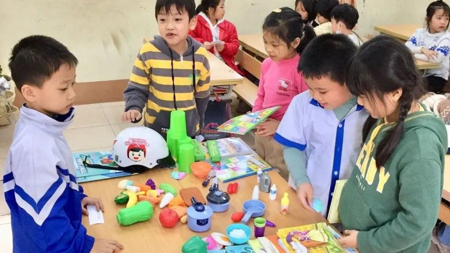 Trường Tiểu Học Phùng Chí Kiên