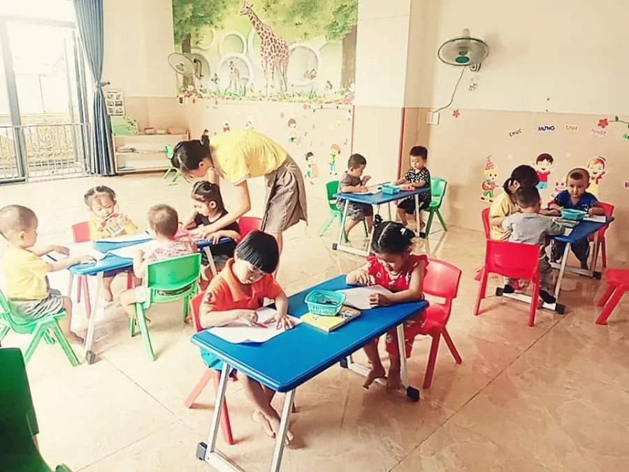 Trường Mầm Non Hươu Cao Cổ