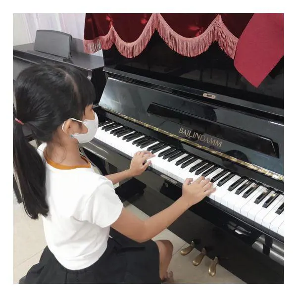 Trung Tâm Âm Nhạc Hello Music