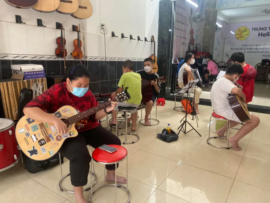 Trung Tâm Âm Nhạc Hello Music