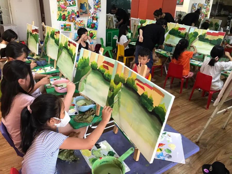 Lớp Mỹ Thuật Trẻ Em Kitty Art