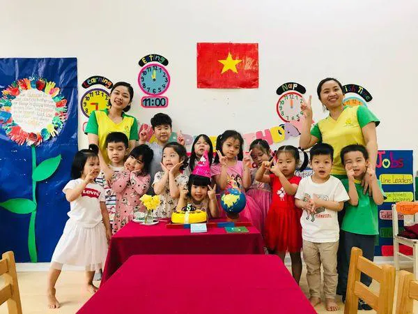 Trường Mầm Non Sunrise Kids - Tôn Đức Thắng
