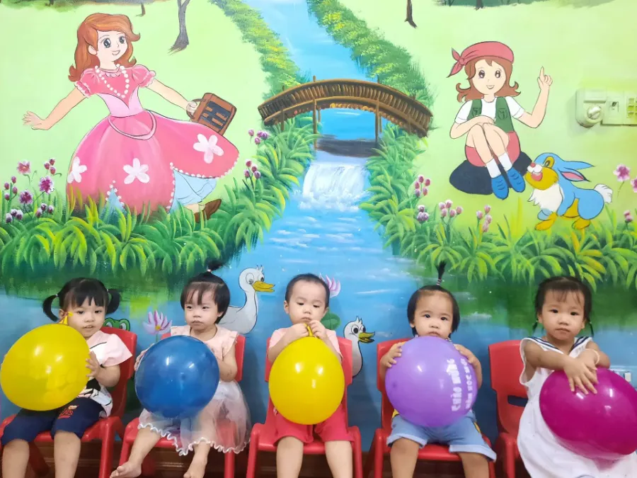 Trường Mầm Non Huyền Anh