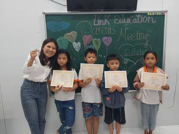 Trung Tâm Ngoại Ngữ Link Education