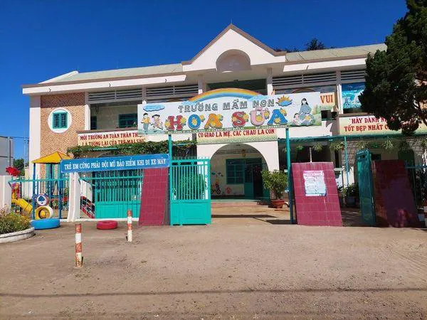 Trường Mầm Non Hoa Sữa