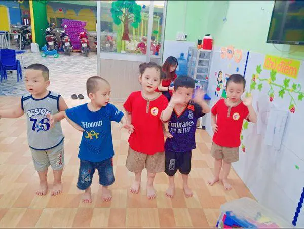 Trường Mầm Non Hoa Lan