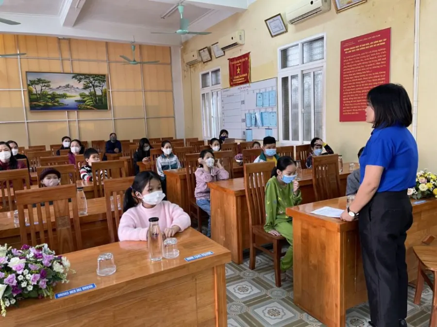 Trường Tiểu Học Hoàng Lê