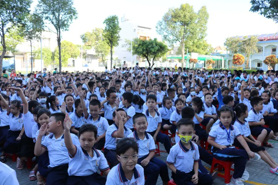 Trường Tiểu Học Và THCS Nguyễn Khuyến