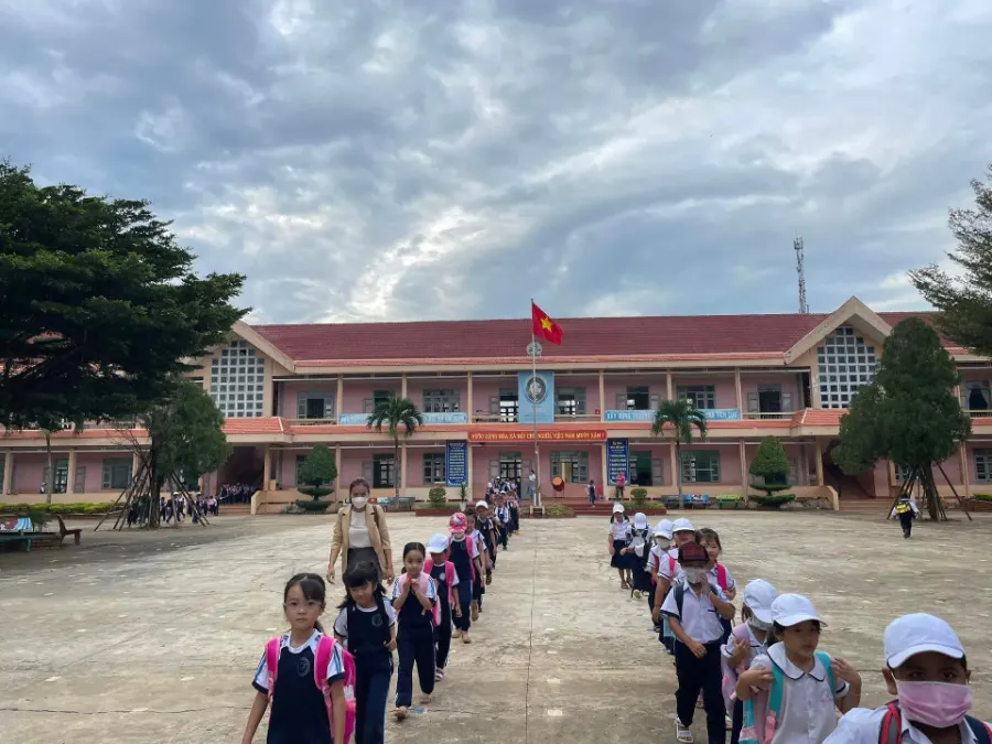 Trường Tiểu Học Nguyễn Thị Minh Khai