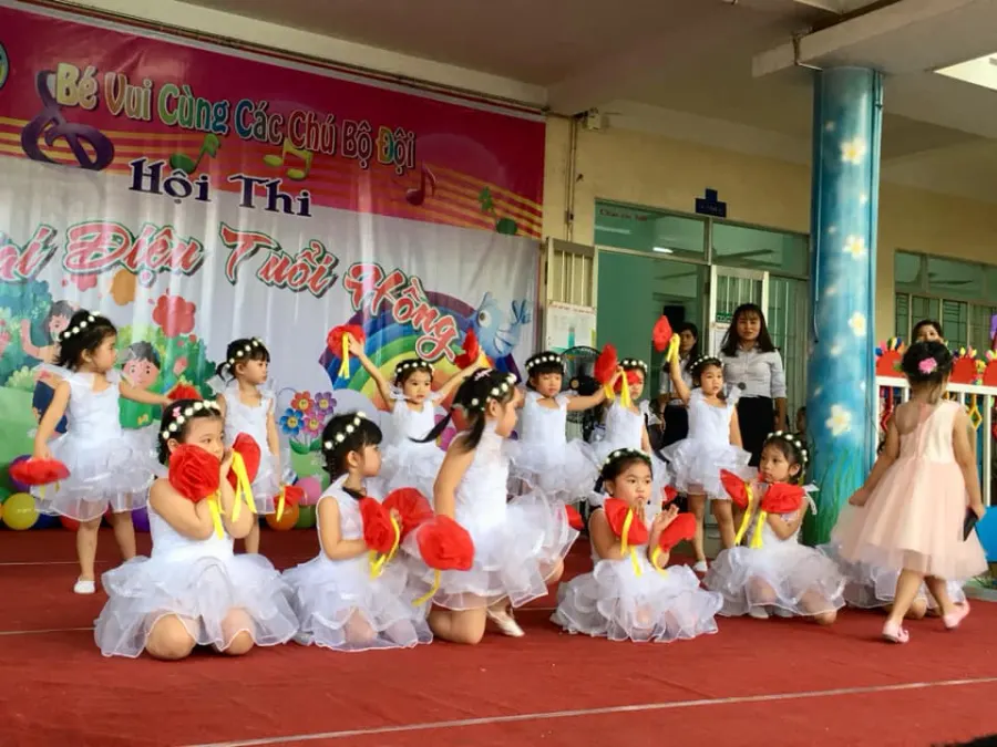 Trường mầm non 8/3