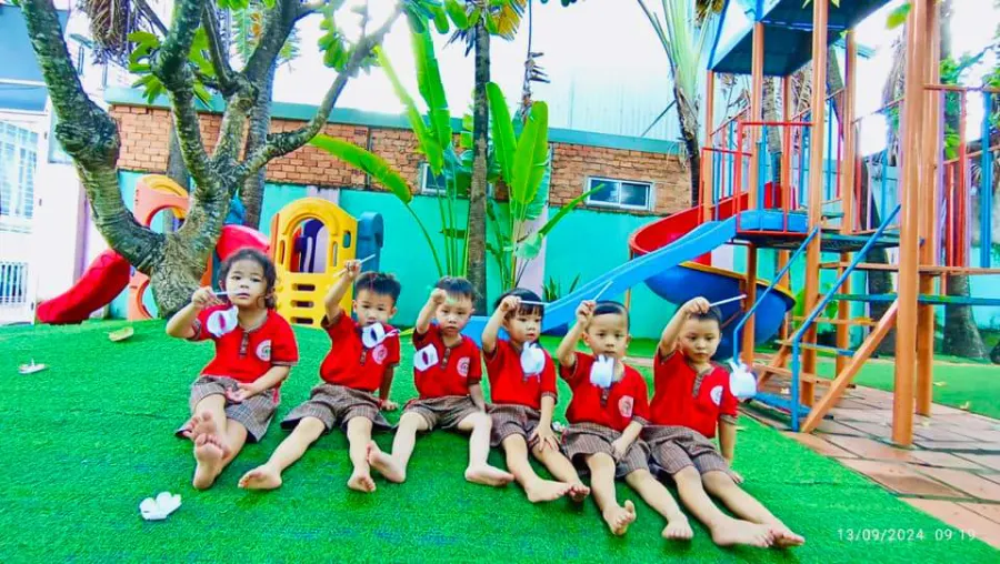 Trường Mầm Non Hoa Nắng