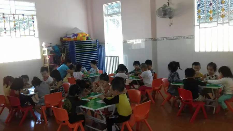 Trường mầm non Nắng Hồng
