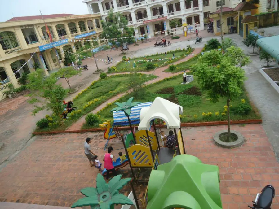 Trường mầm non Phùng xá