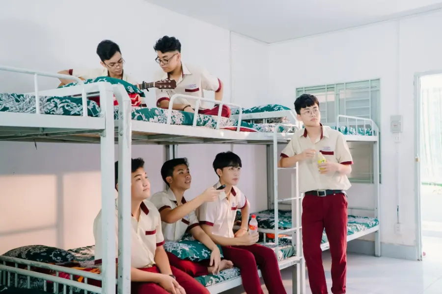 Trường Tiểu học - THCS - THPT Hoa Sen -Tân Đông Hiệp (CS4)