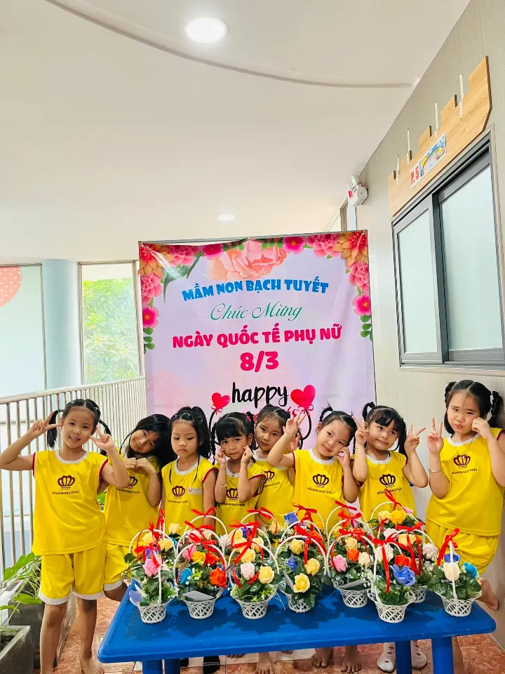 Mầm Non Bạch Tuyết