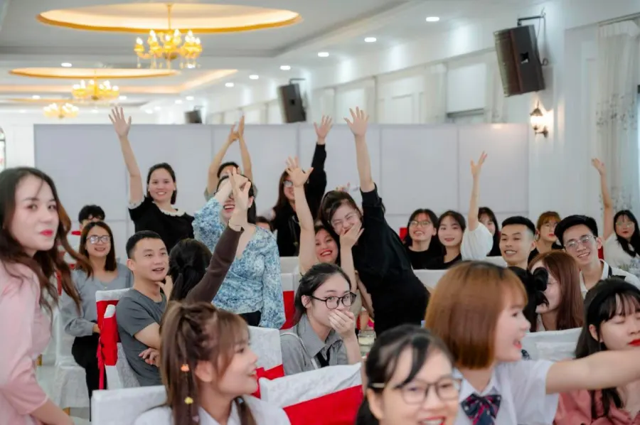 Trung Tâm Ngoại Ngữ Quốc Tế Hi World - Tân Lập, Phú Thọ