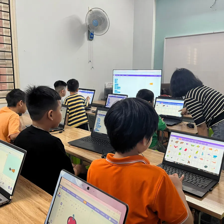Trung tâm Lập trình nhí CodeKids