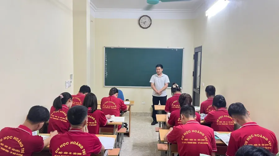 Du học Quốc tế Hoàng Trí
