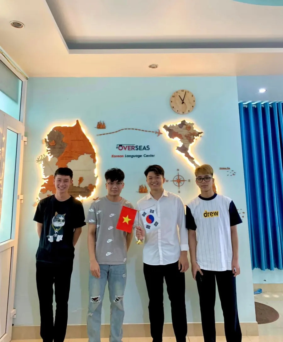 Trung tâm tiếng Hàn OverSeas