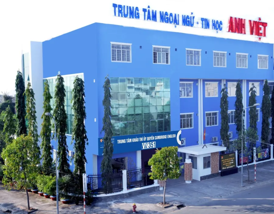 Trung tâm Ngoại Ngữ Anh Việt