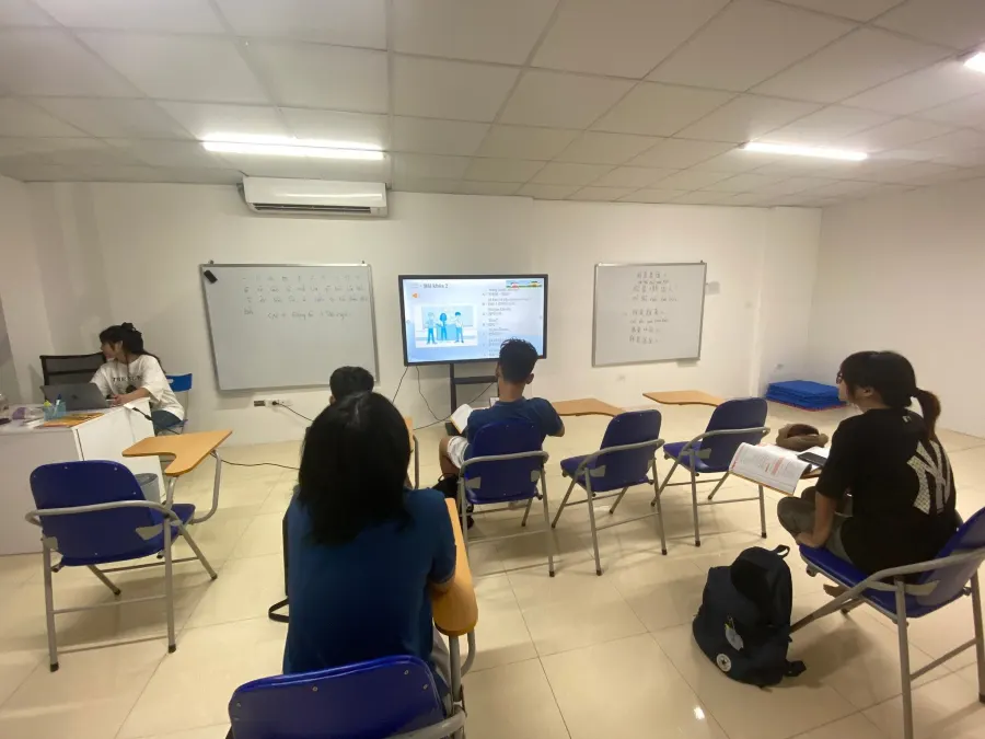 Trung tâm Singapore Language Hub CS4
