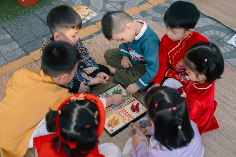 Trường Mầm non Hoa Diên Vĩ - Modern Montessori Art