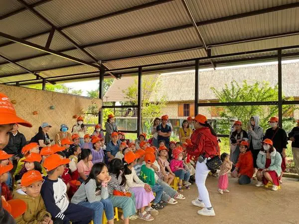 Trung tâm Ngoại ngữ quốc tế Happy School