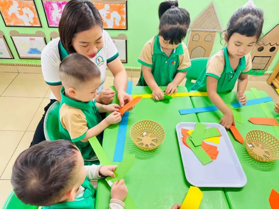 Trường mầm non Hữu Hoà