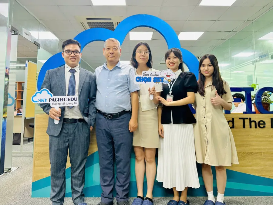 Trung tâm Du học Sky Pacific Education