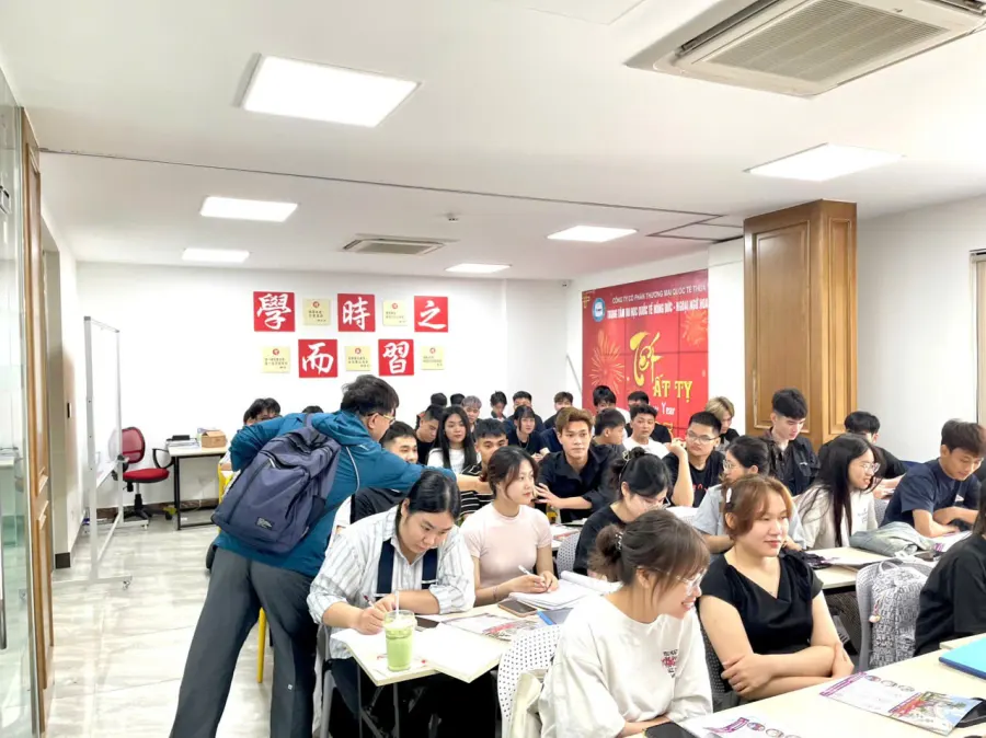 Trung tâm Du học Hồng Đức