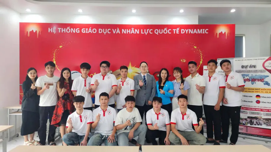 Trung tâm Dynamic Global