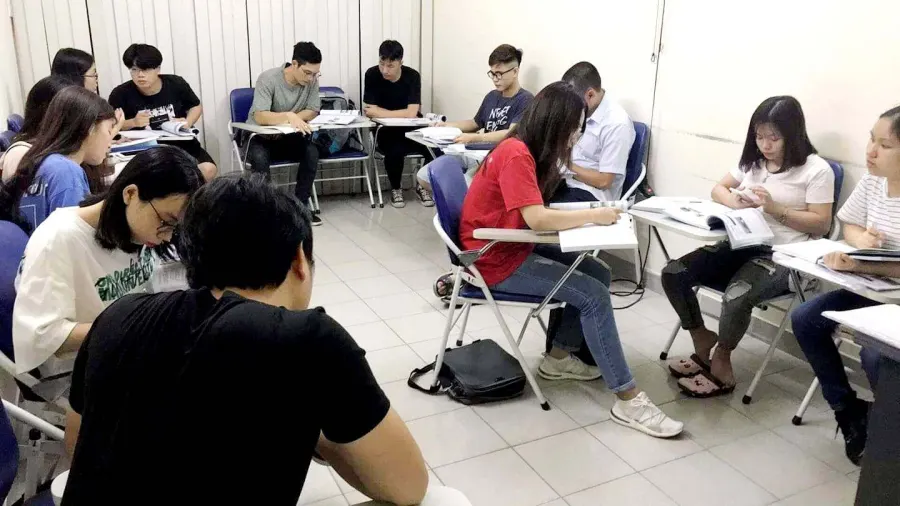 Trung tâm Ngoại Ngữ Pháp Việt - CFV