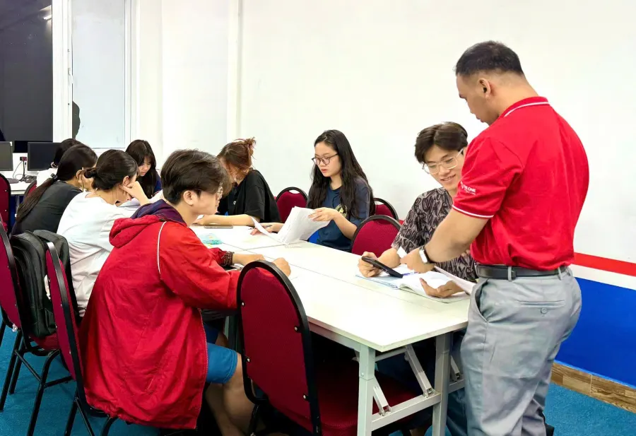Trung tâm tiếng anh UniOne