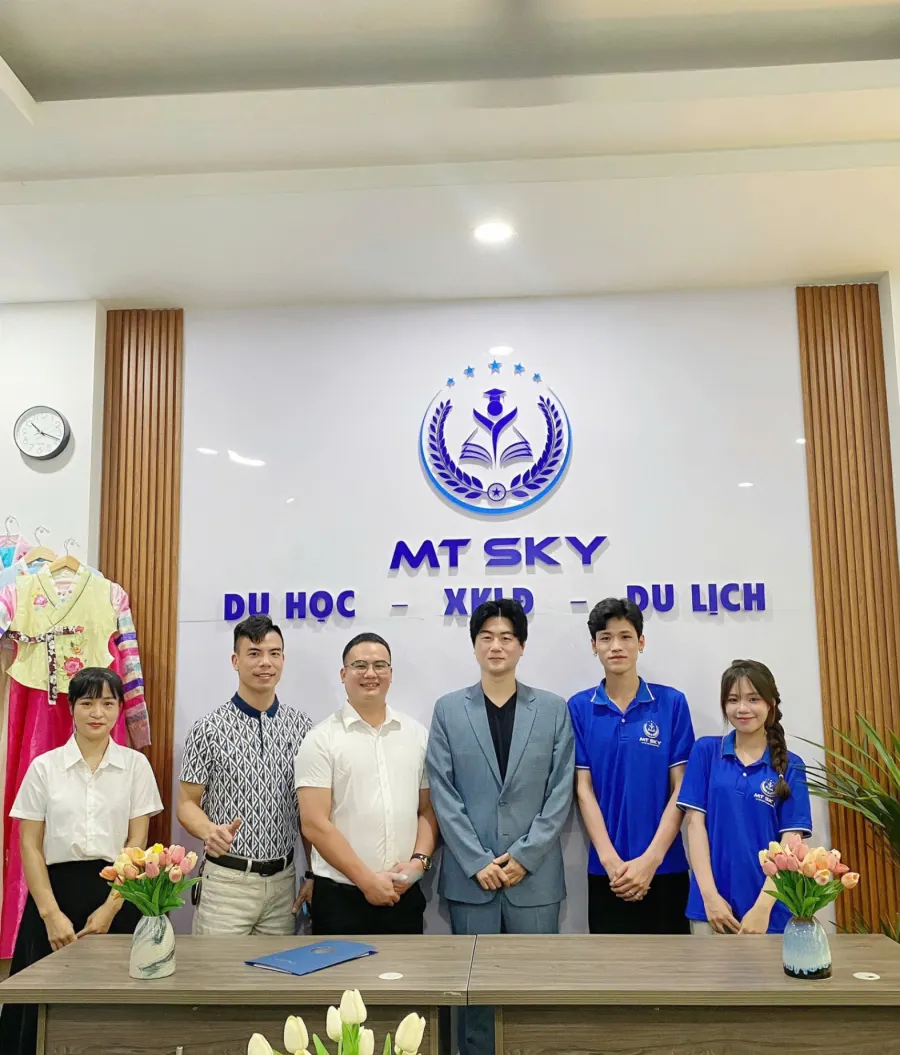 Trung tâm DU HỌC MT SKY