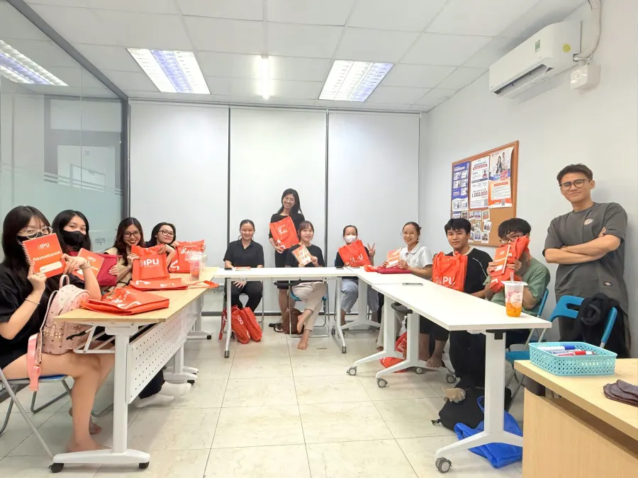 Trung tâm Luyện thi IELTS Power Up