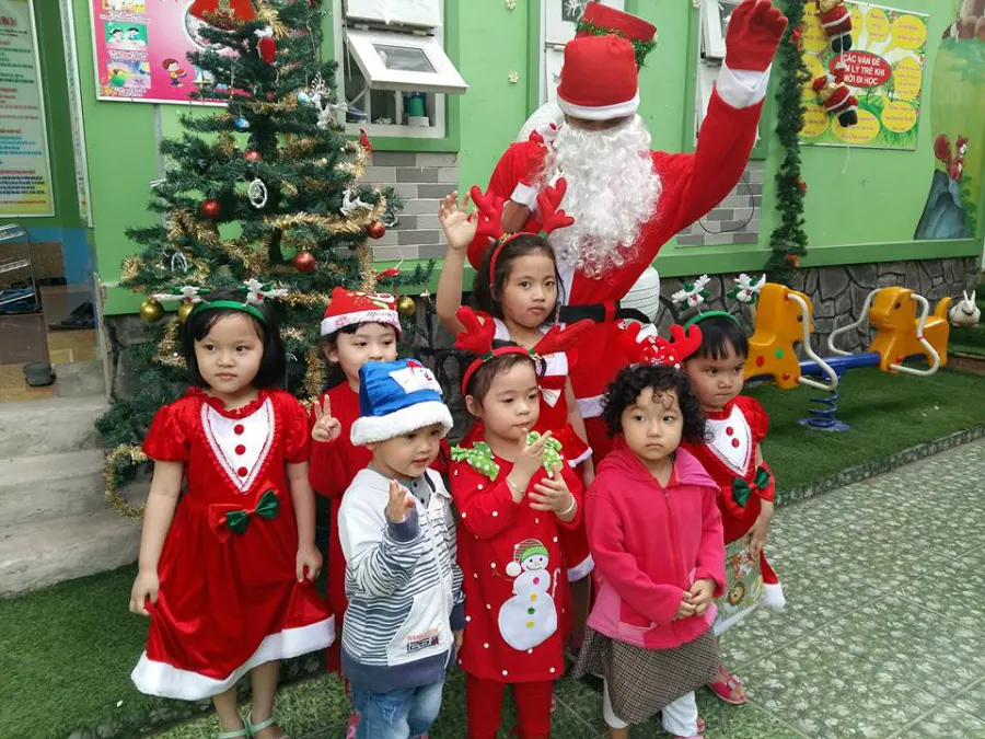 Trường mầm non Táo Đỏ