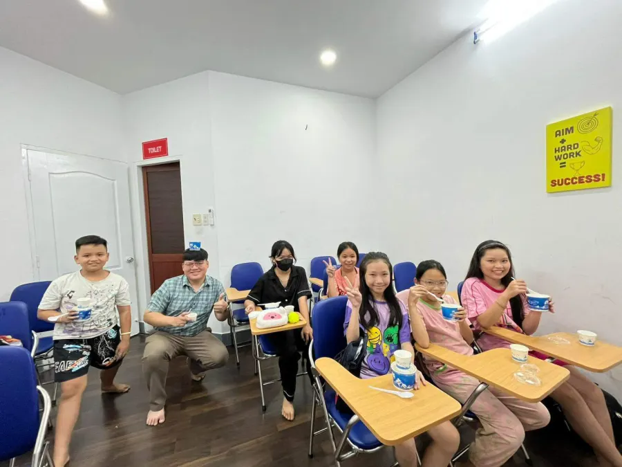 Trung tâm Ngoại ngữ Happy Edu