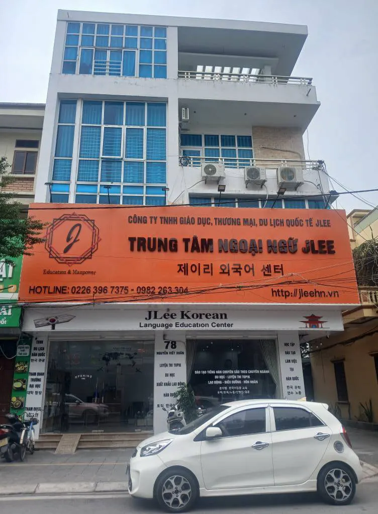 Trung tâm Ngoại Ngữ JLEE
