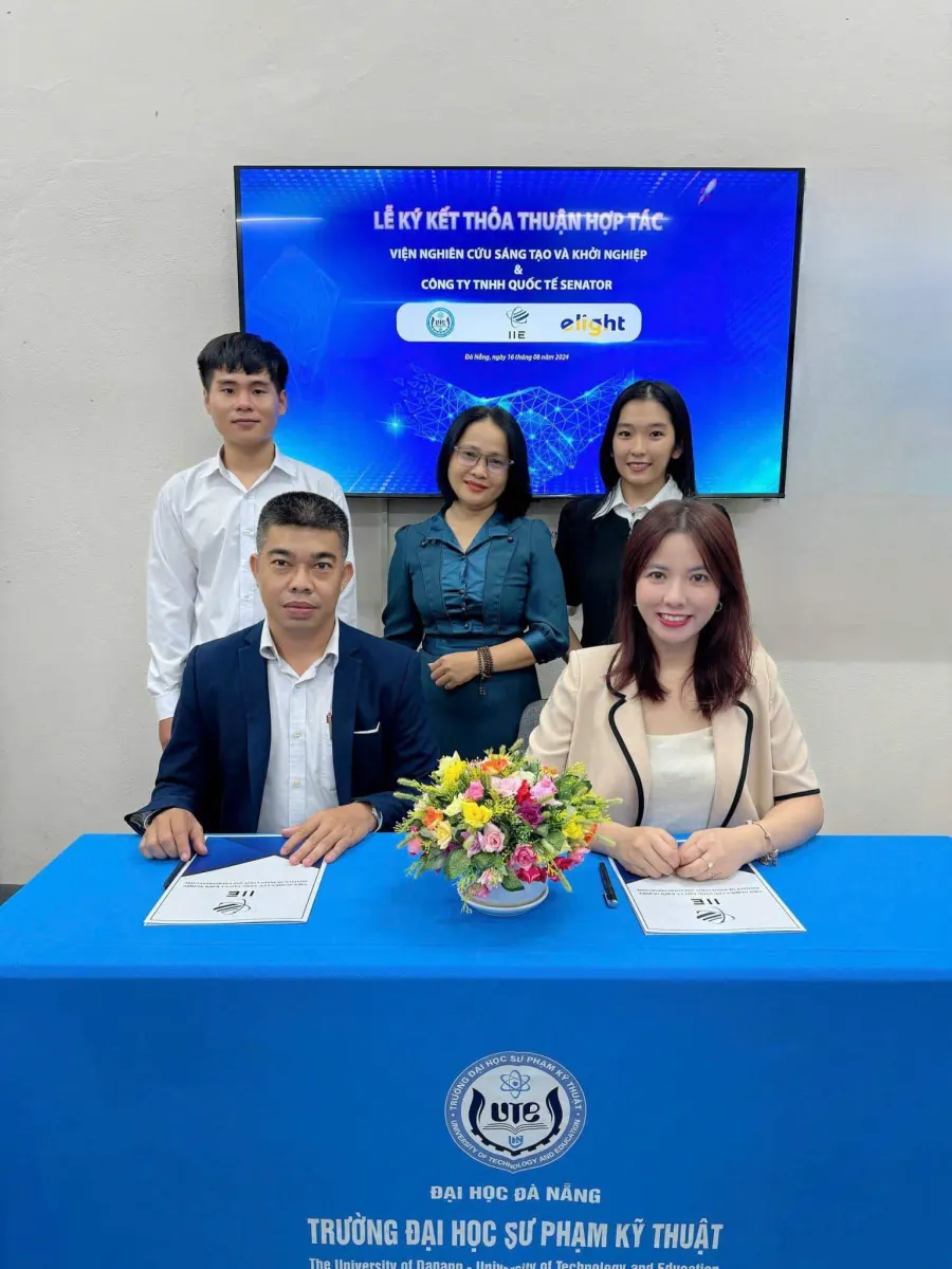 Trung tâm Elight Learning English