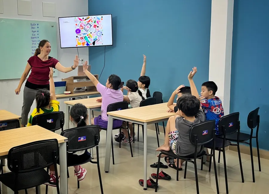 Học viện Simson English Academy