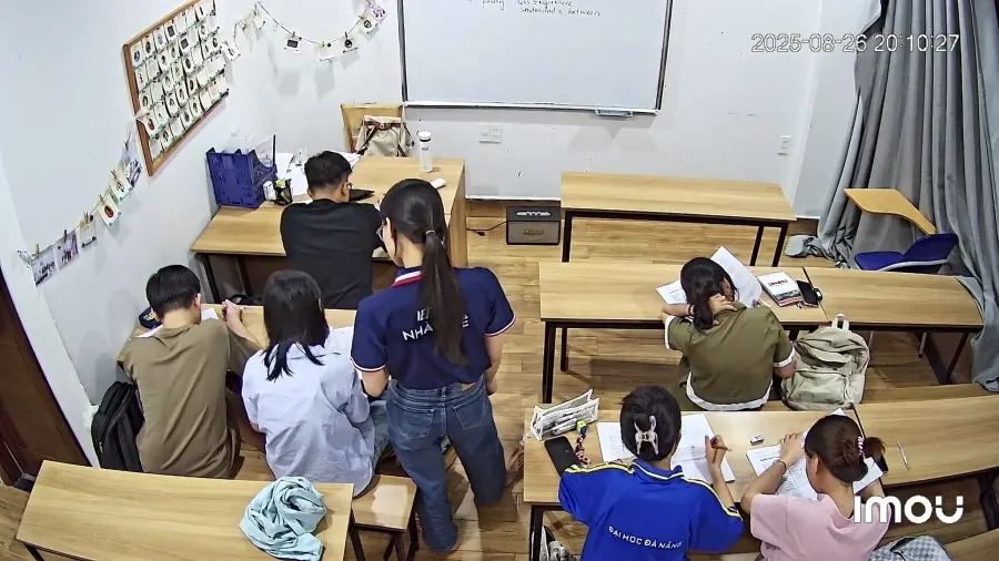 Lớp IELTS Nhàn Lê