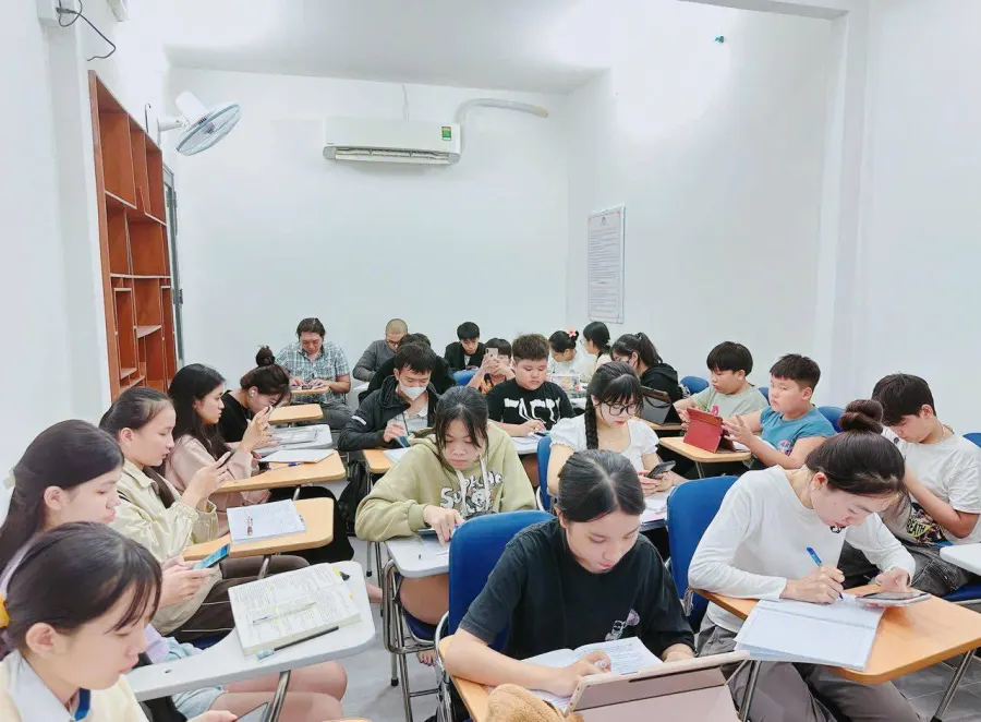 Trung tâm Anh Ngữ Quốc Thịnh Hưng