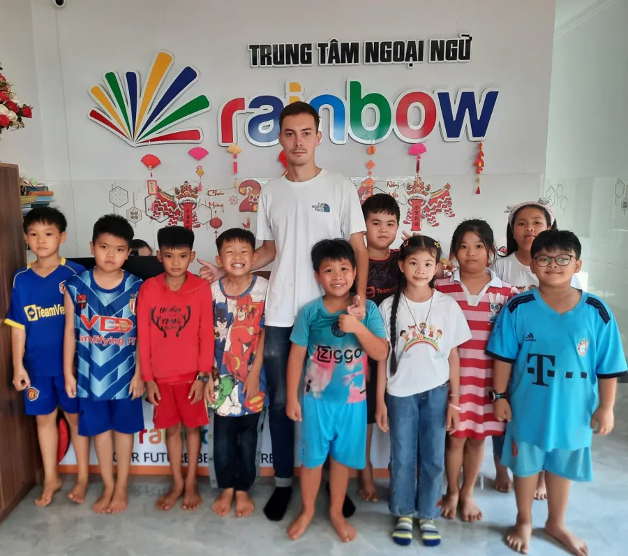 Trung tâm Ngoại Ngữ RAINBOW