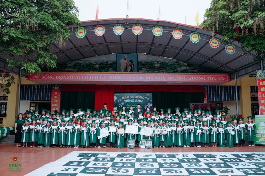 Trung tâm Army English