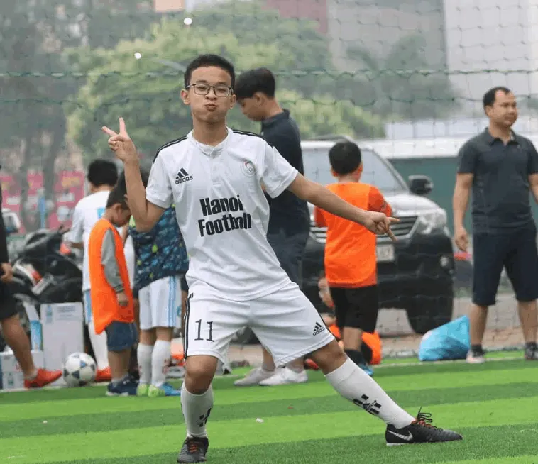 Trung tâm Bóng đá Tuổi trẻ Bách Khoa