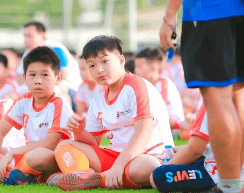 Trung tâm Lớp Bóng Đá Fireball
