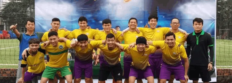 Trung tâm Bóng đá người lớn Hà Nội