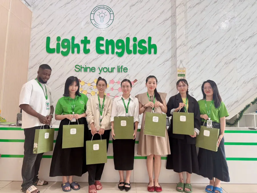 Trung tâm Light English Center Gia Nghĩa - Cơ sở 3