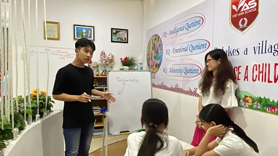 Trung tâm Ngoại Ngữ Việt Anh